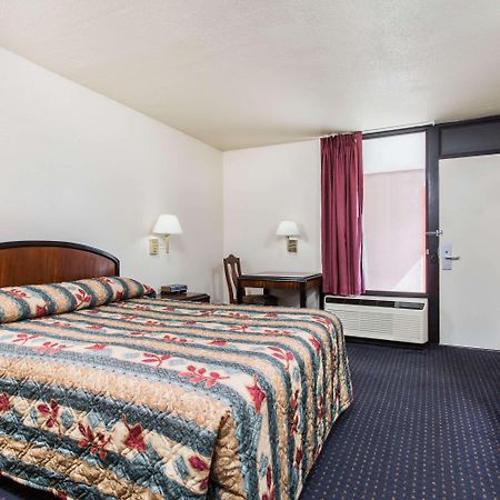Knights Inn Virginia Beach Lynnhaven Eksteriør billede