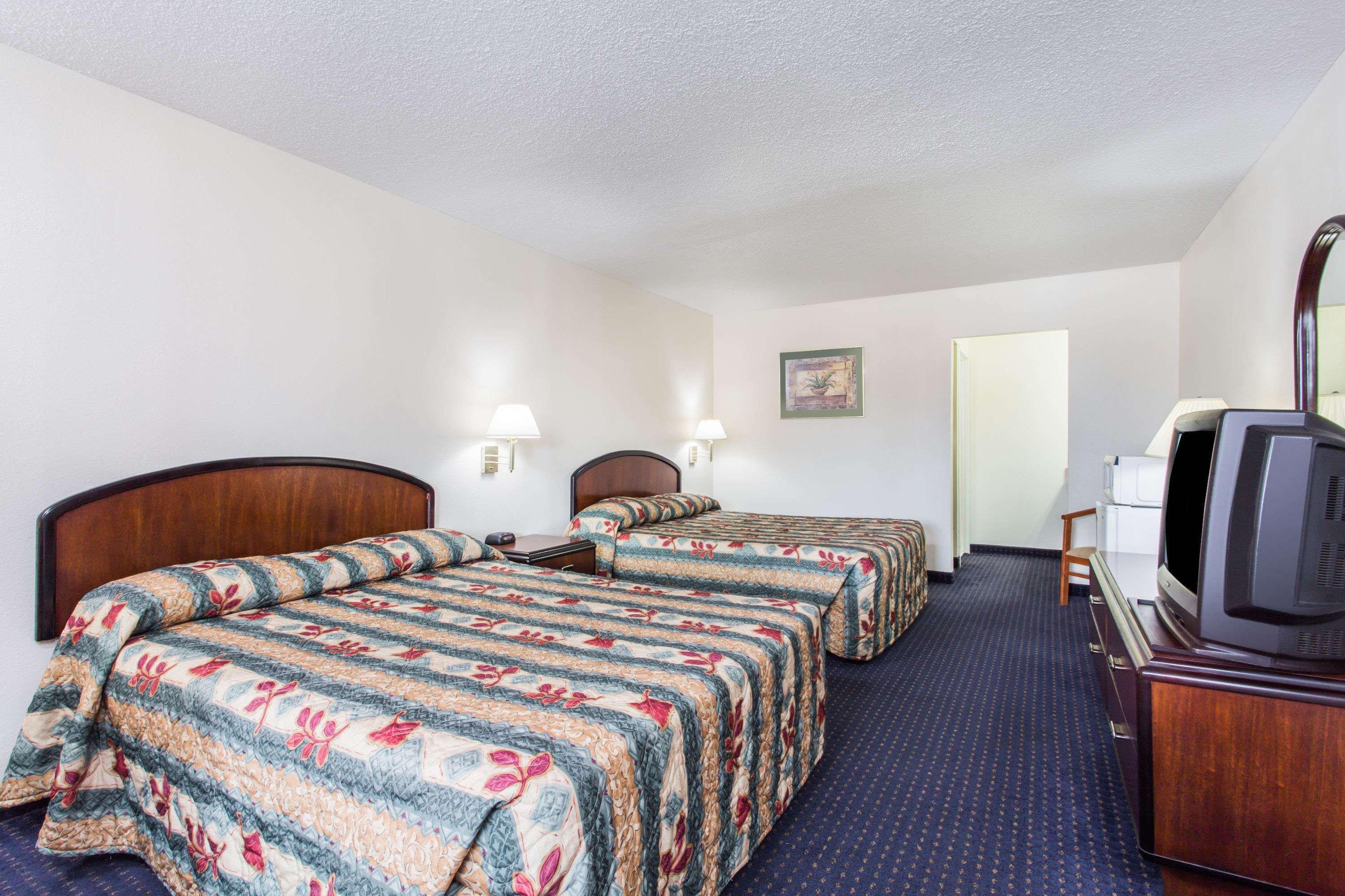 Knights Inn Virginia Beach Lynnhaven Eksteriør billede